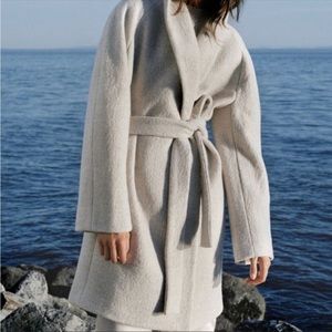 Aritzia Babaton Sian Coat Jacket